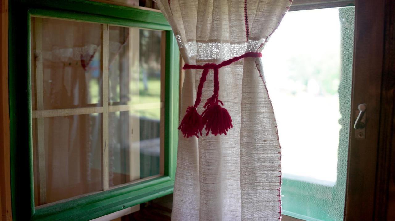 Iz De Maramures Rural Hotel (Adults Only) Surdesti  Zewnętrze zdjęcie