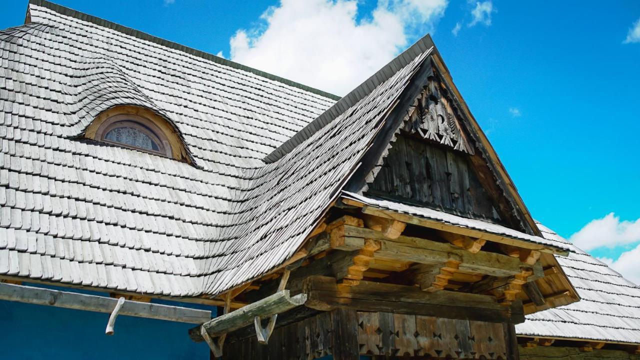Iz De Maramures Rural Hotel (Adults Only) Surdesti  Zewnętrze zdjęcie